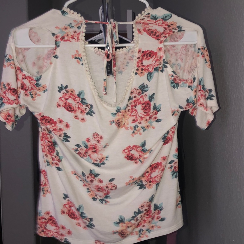 Blouse - Picture 2 of 2